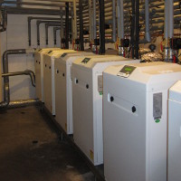 cascade of six heat pumps Sinclair S-Therm+